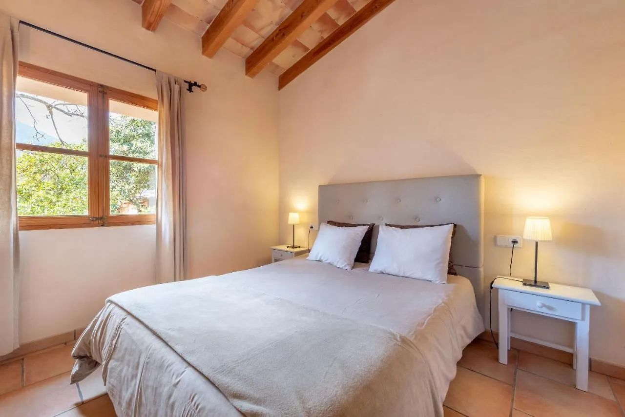 Finca Ca'N Vaqueta Soller 0*,